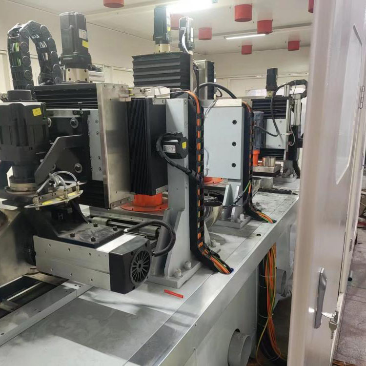 Комбинированный шлифовальный станок с ЧПУ для тормозных колодок